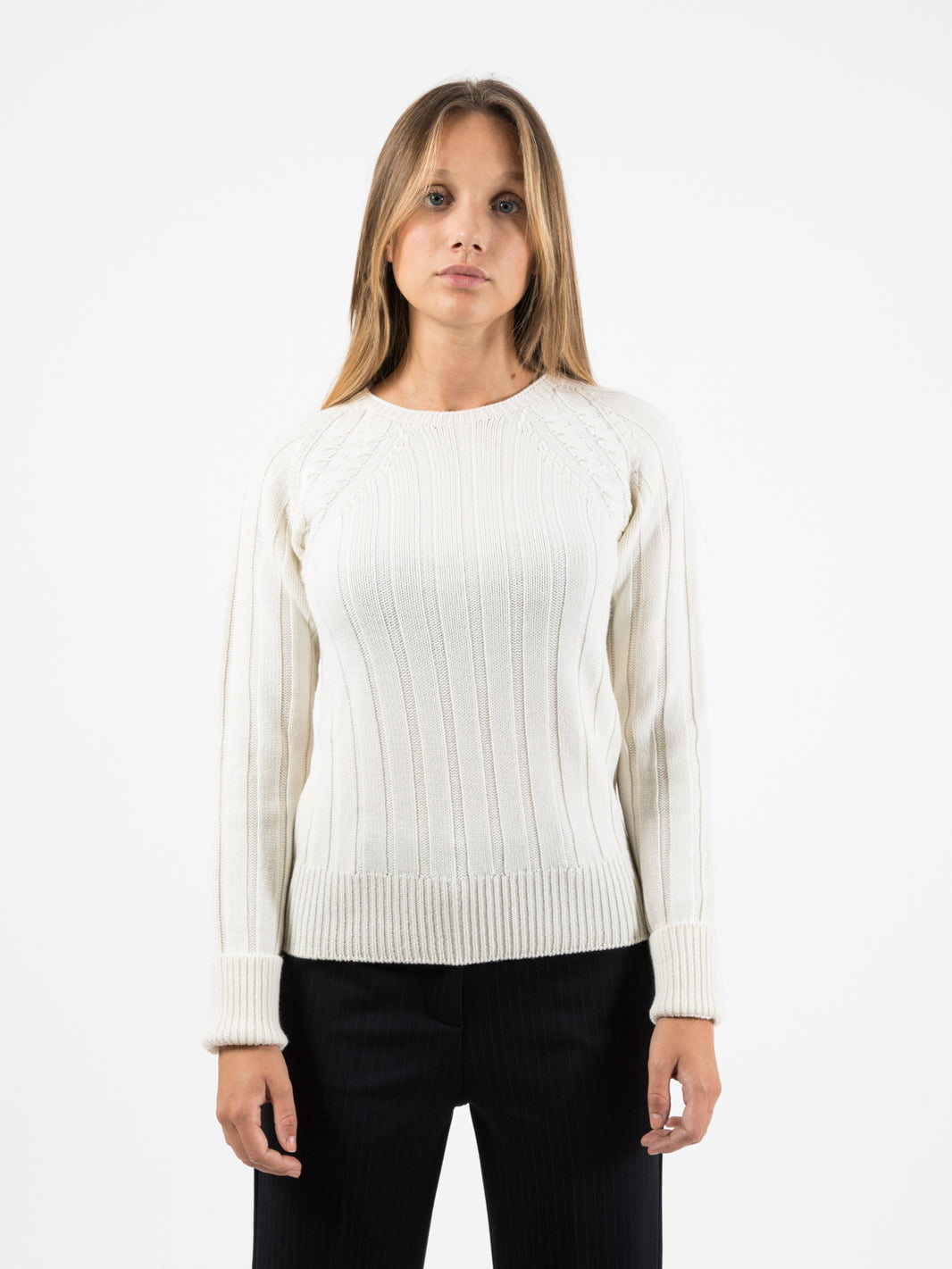 Maglione scollo rotondo coste larghe ecrù