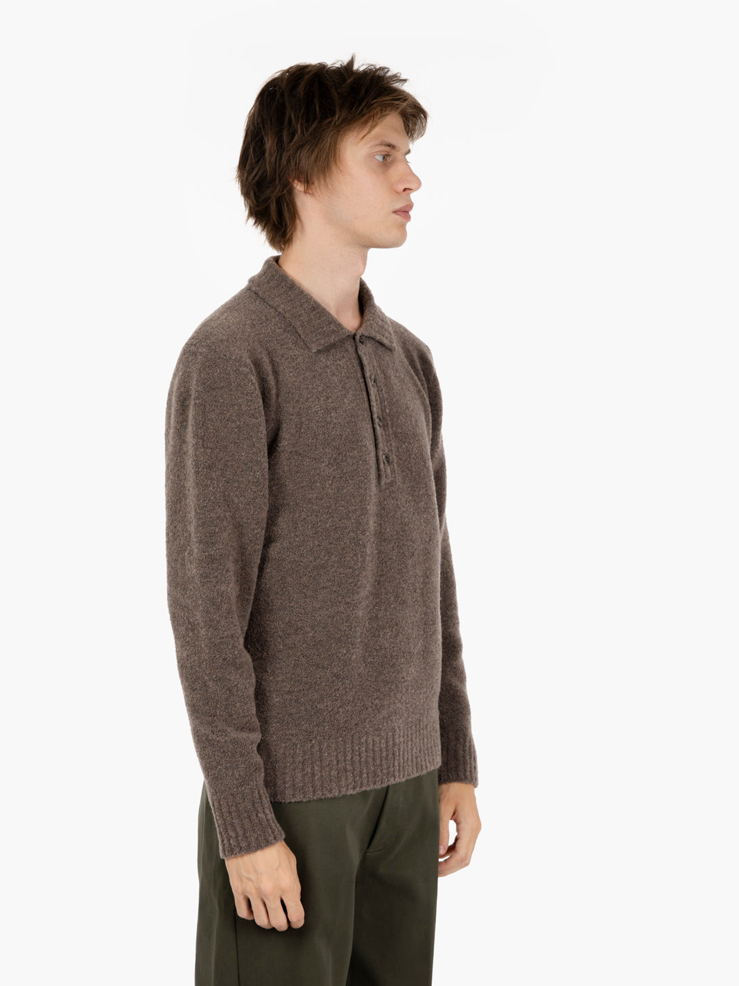 Maglione stile polo castagna