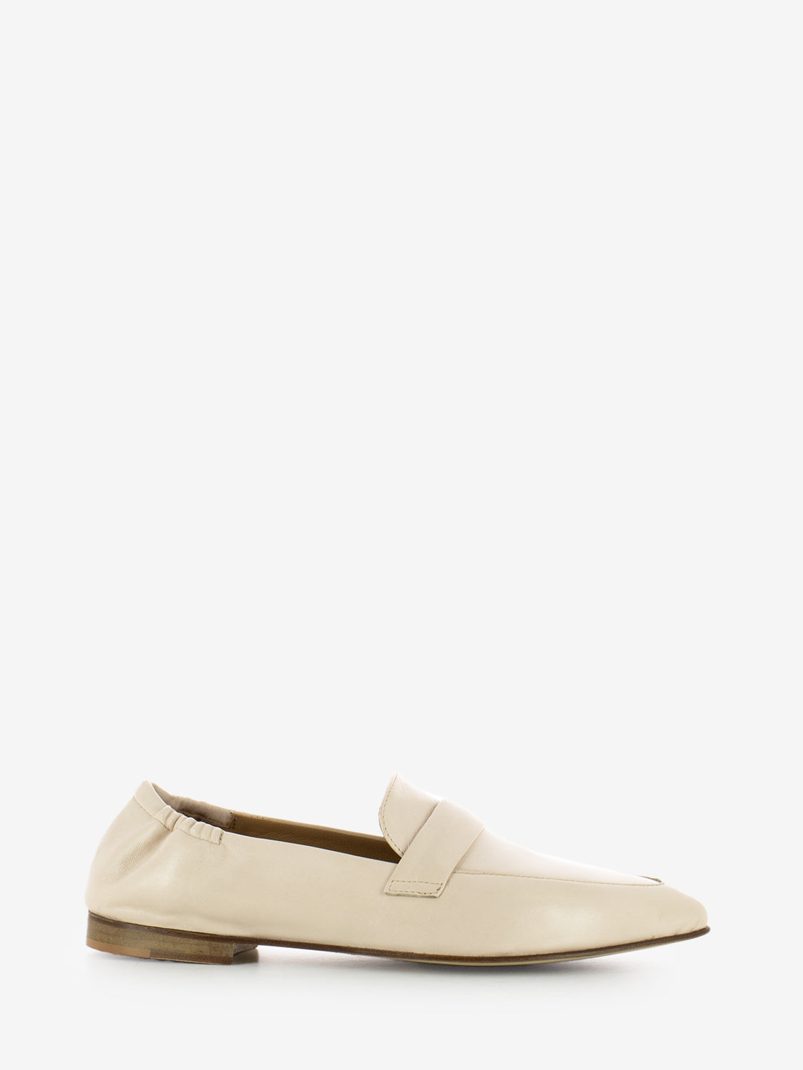 Mocassini a punta in pelle beige