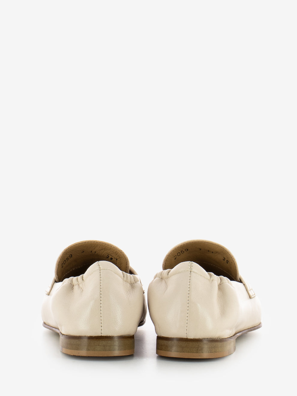 Mocassini a punta in pelle beige
