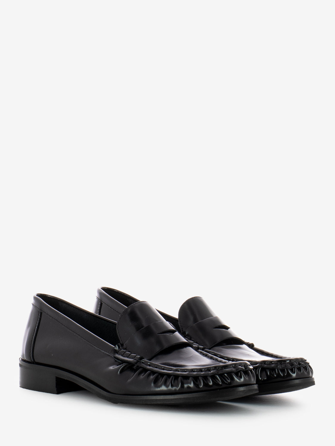Flore moccasins in black abrasive leather