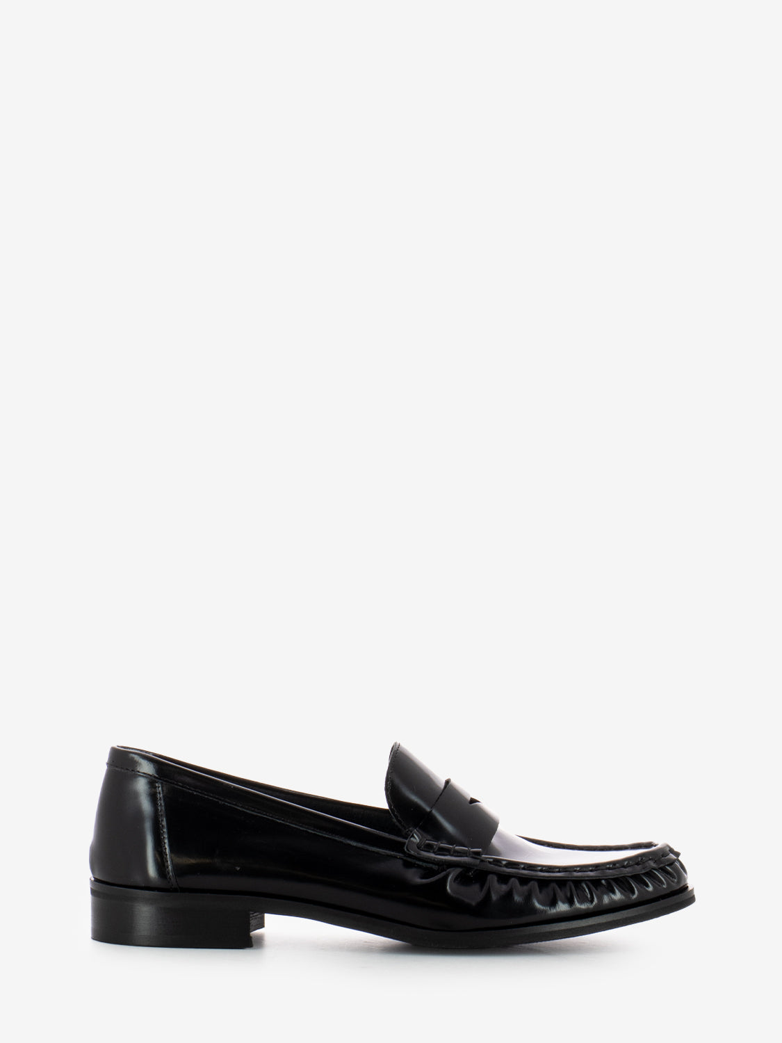Flore moccasins in black abrasive leather