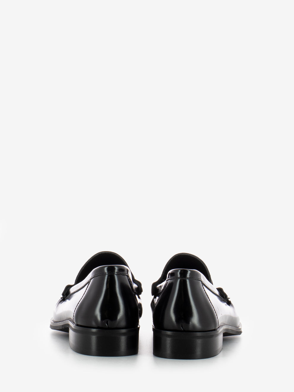 Flore moccasins in black abrasive leather
