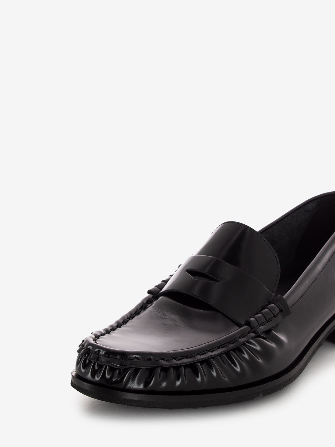 Flore moccasins in black abrasive leather