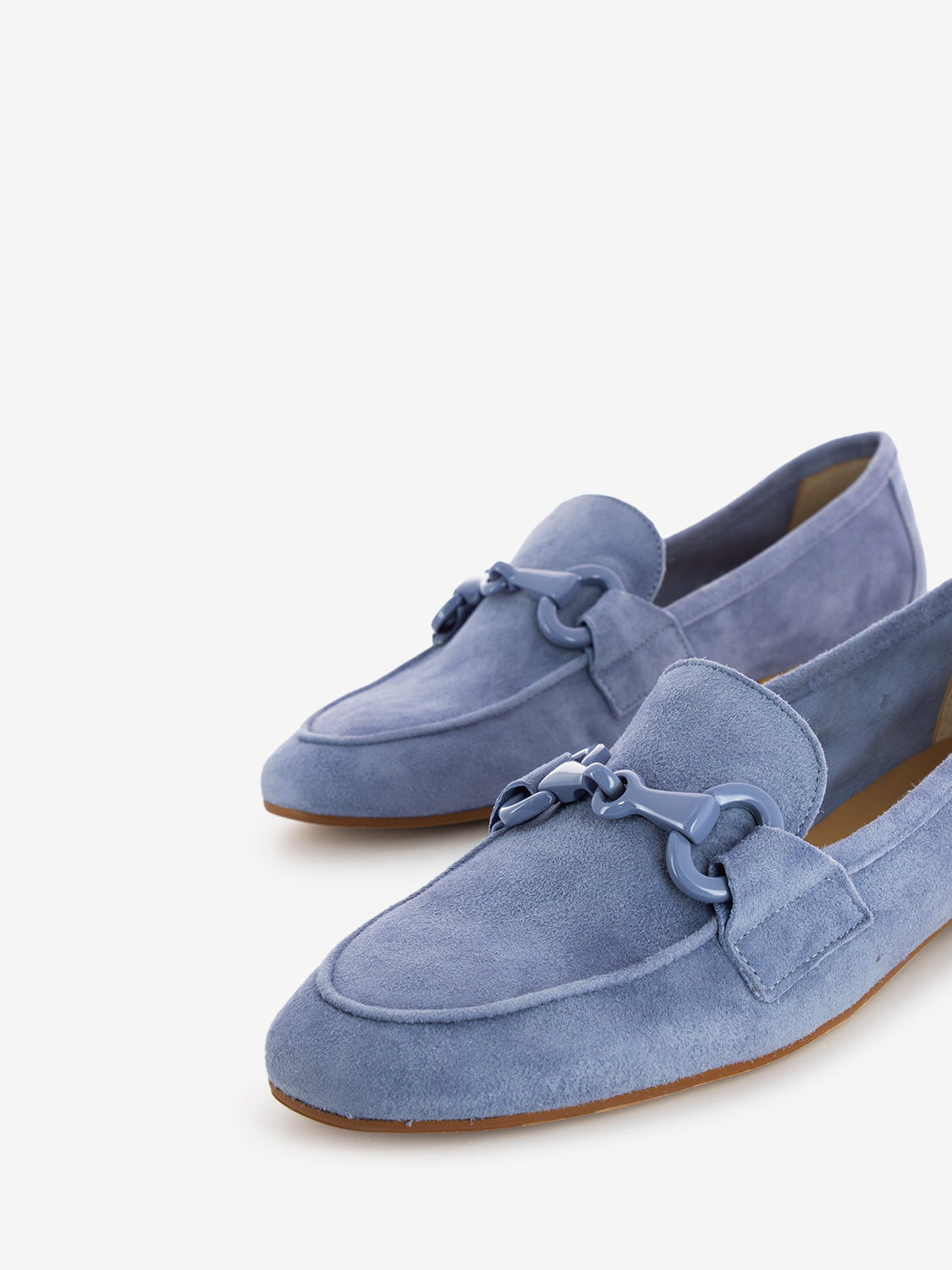 Mocassini in suede con morsetto azzurro