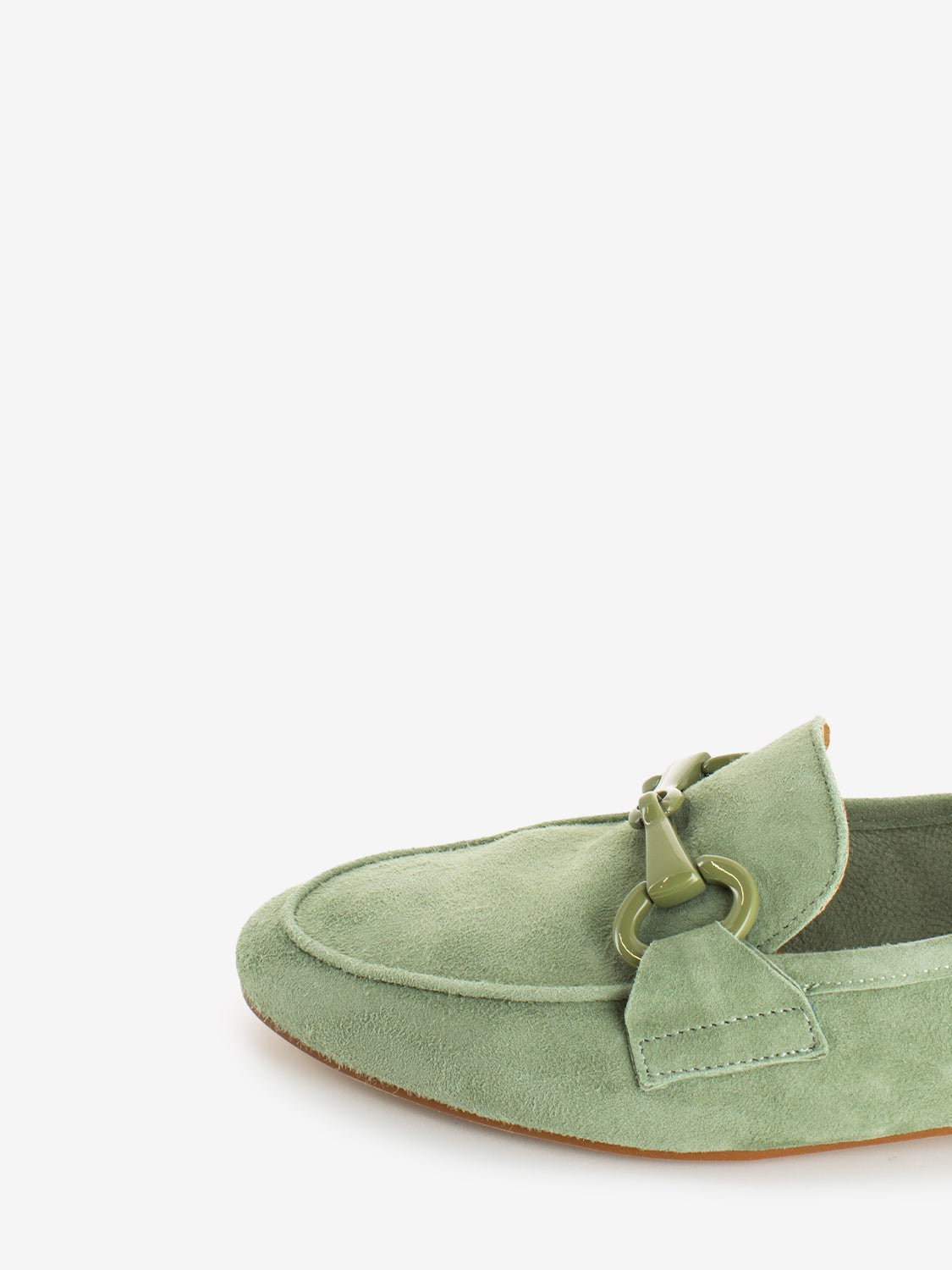 Mocassini in suede con morsetto salvia