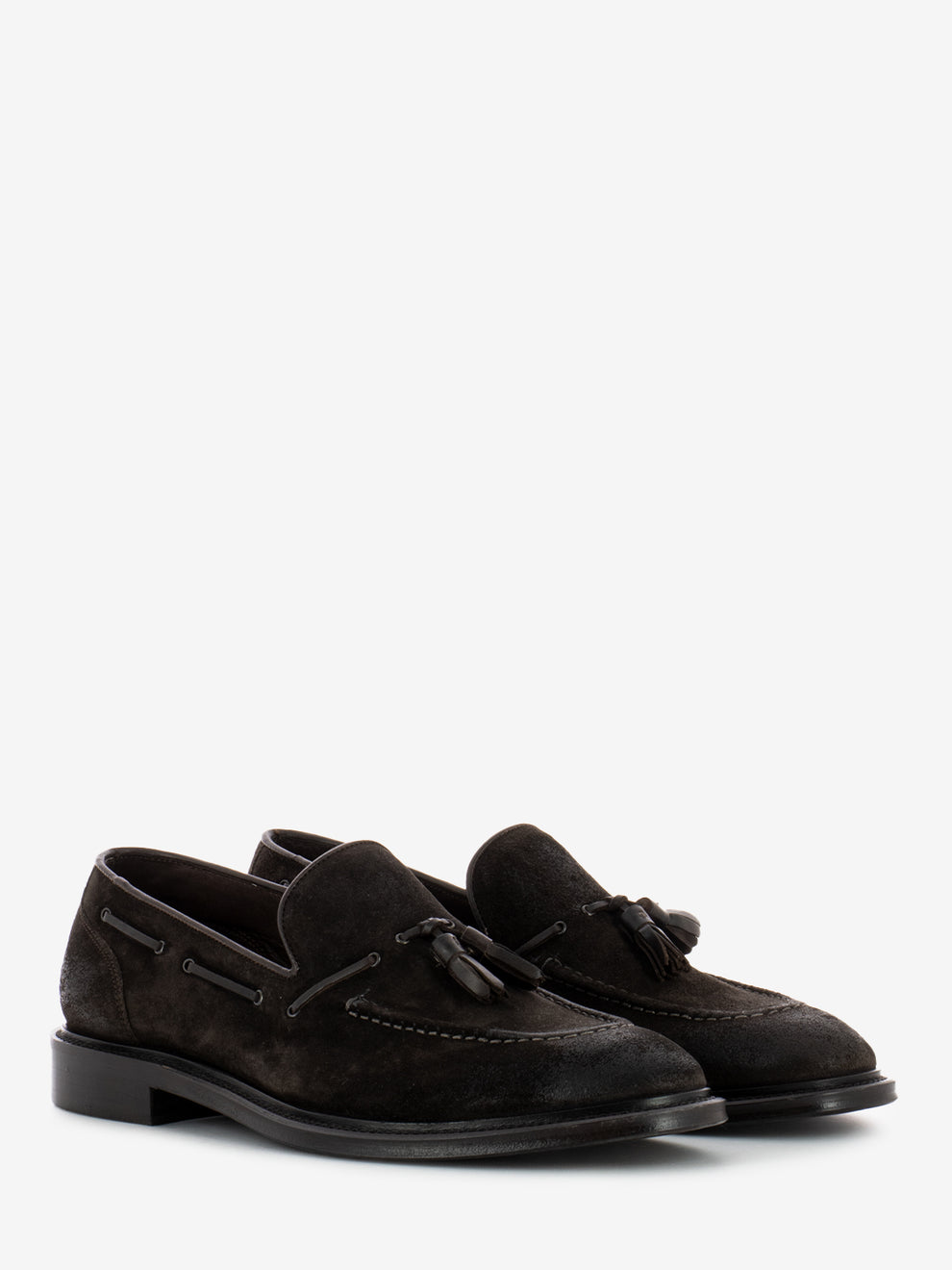 Suede moccasins with mocha tassels