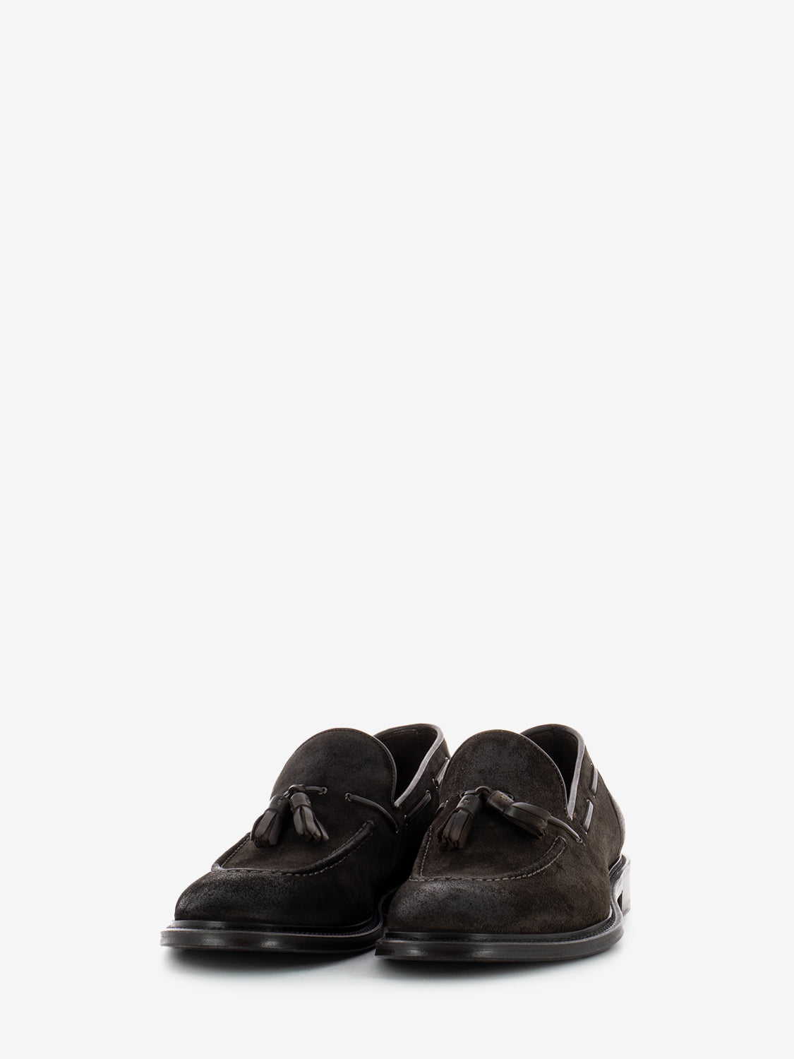 Suede moccasins with mocha tassels