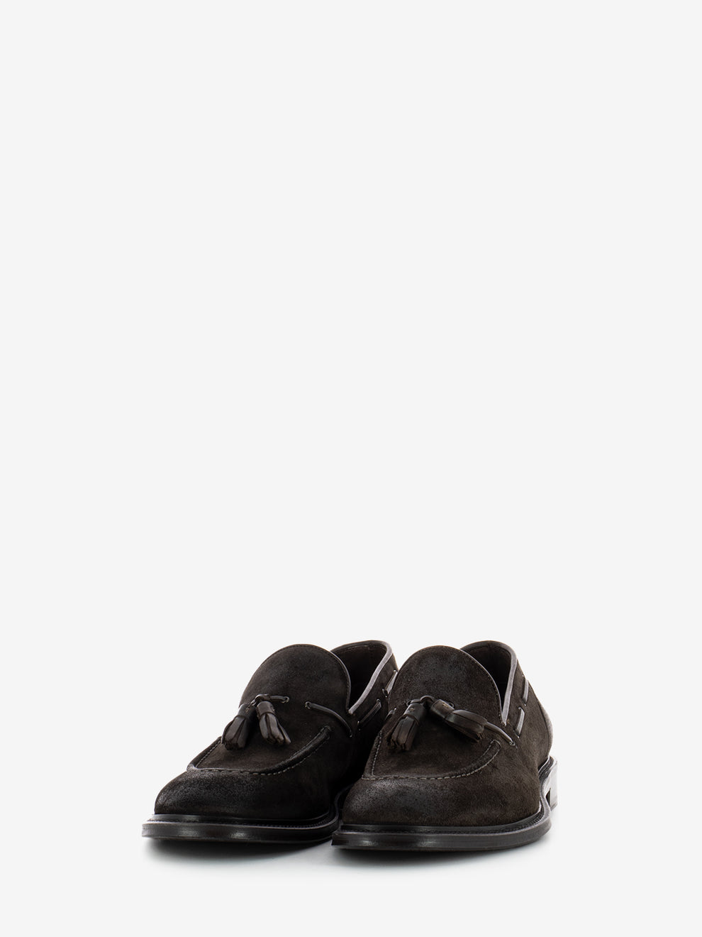 Suede moccasins with mocha tassels