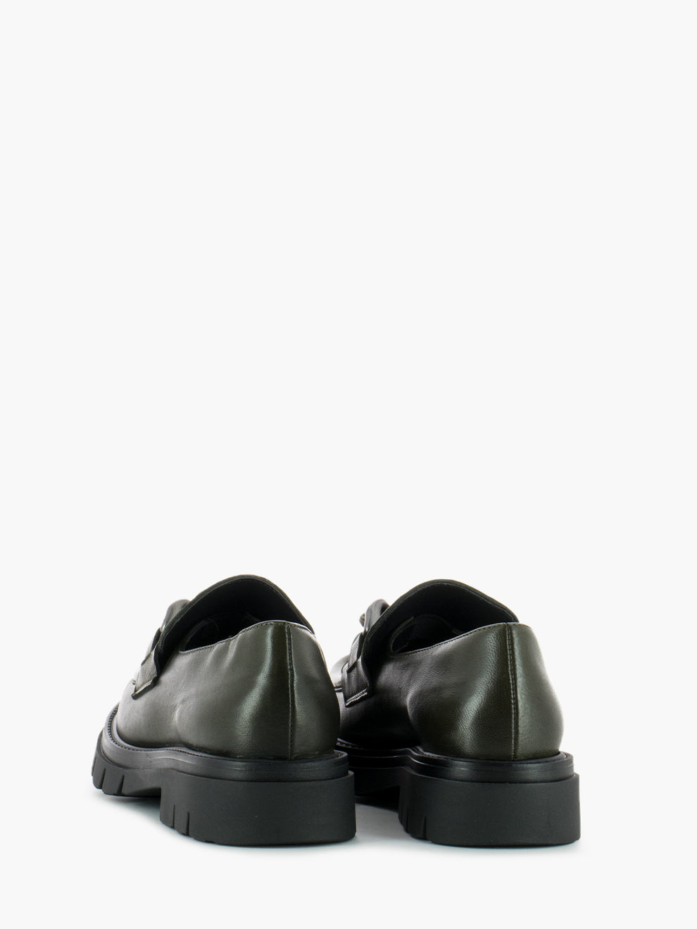 Leather moccasins with green clamp