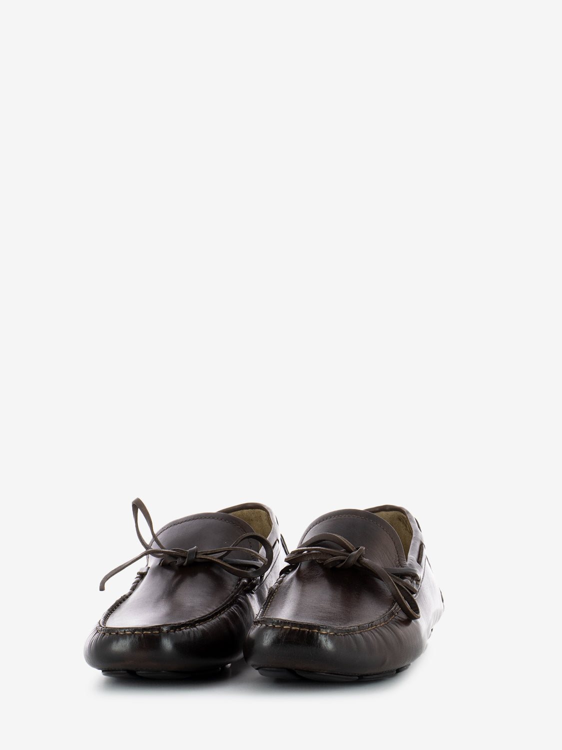 Moccasin with bow in dark brown leather