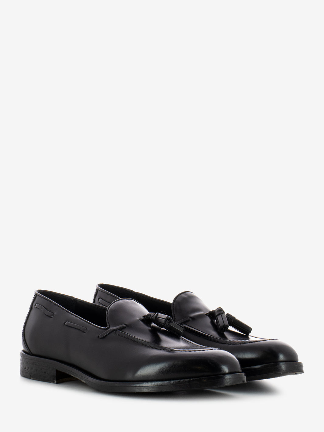 Black tassel loafer