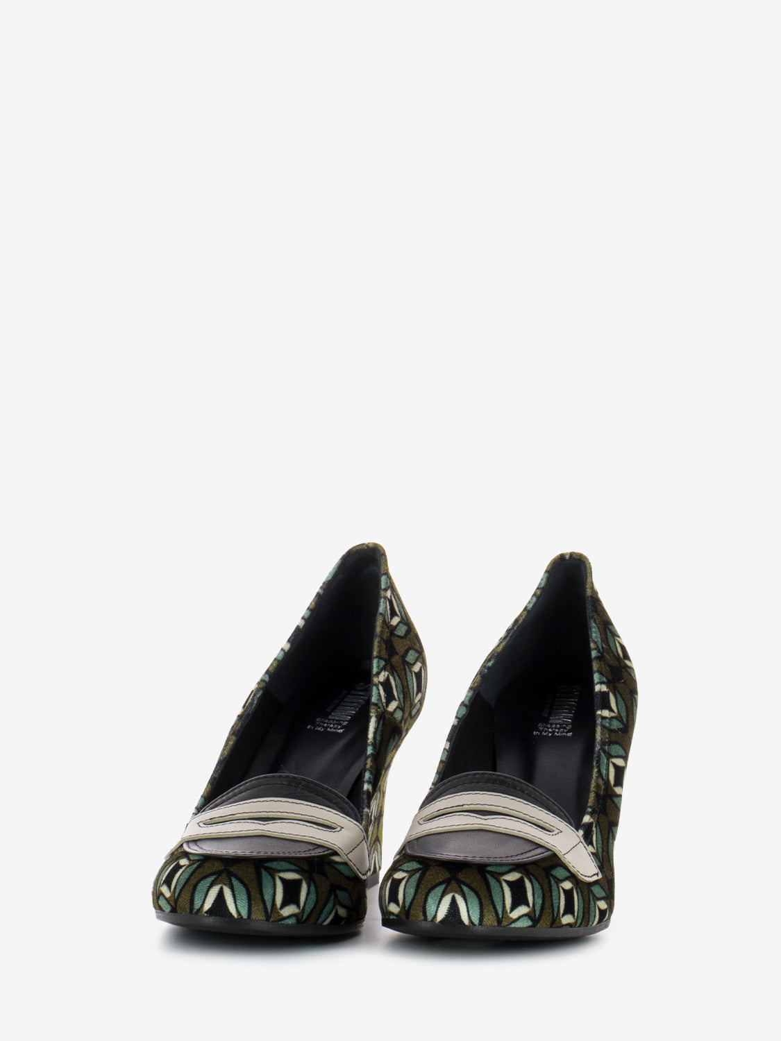 Velvet moccasins stone pattern / black
