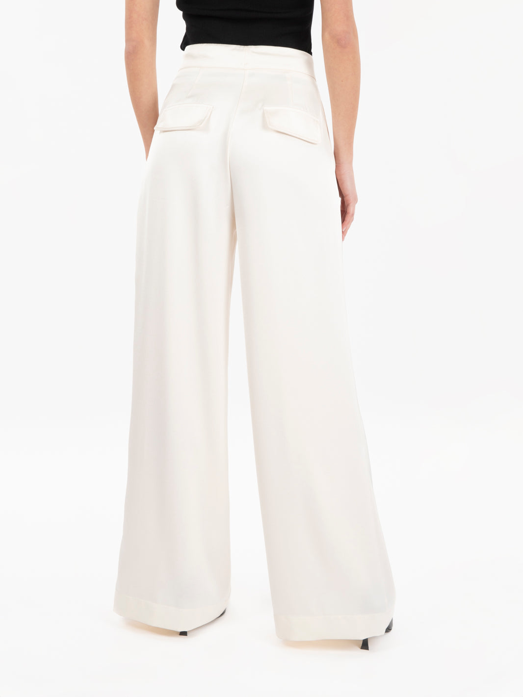 Pantalone a palazzo in raso panna