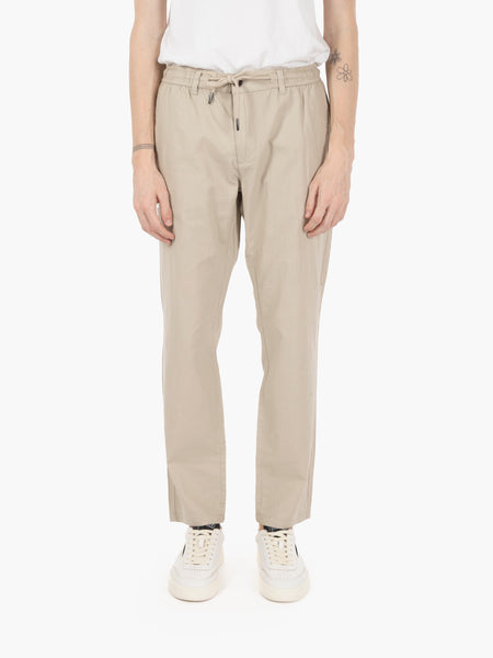 Pantalone con coulisse mastice