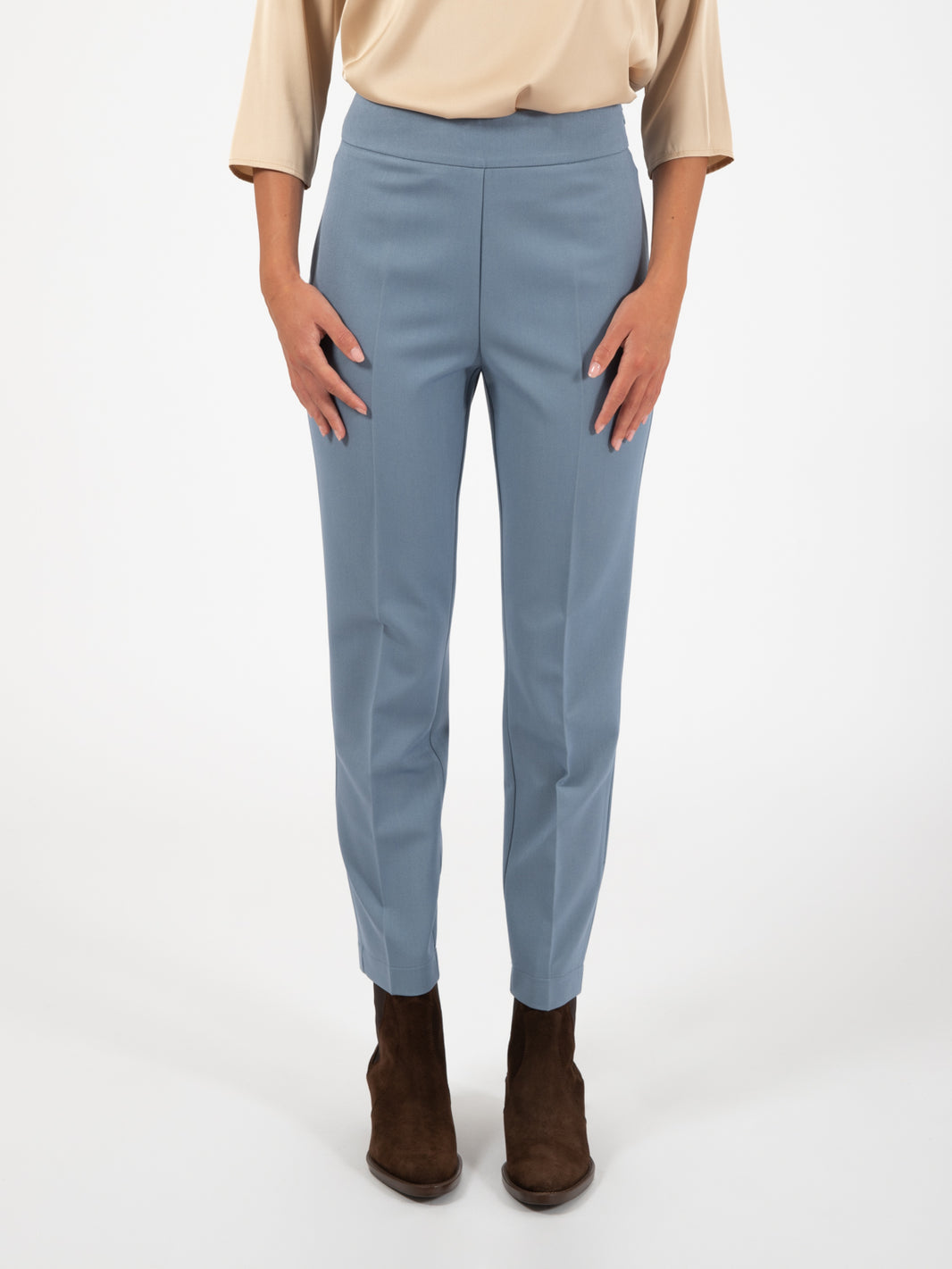 Pantaloni a sigaretta flanella azzurro polvere