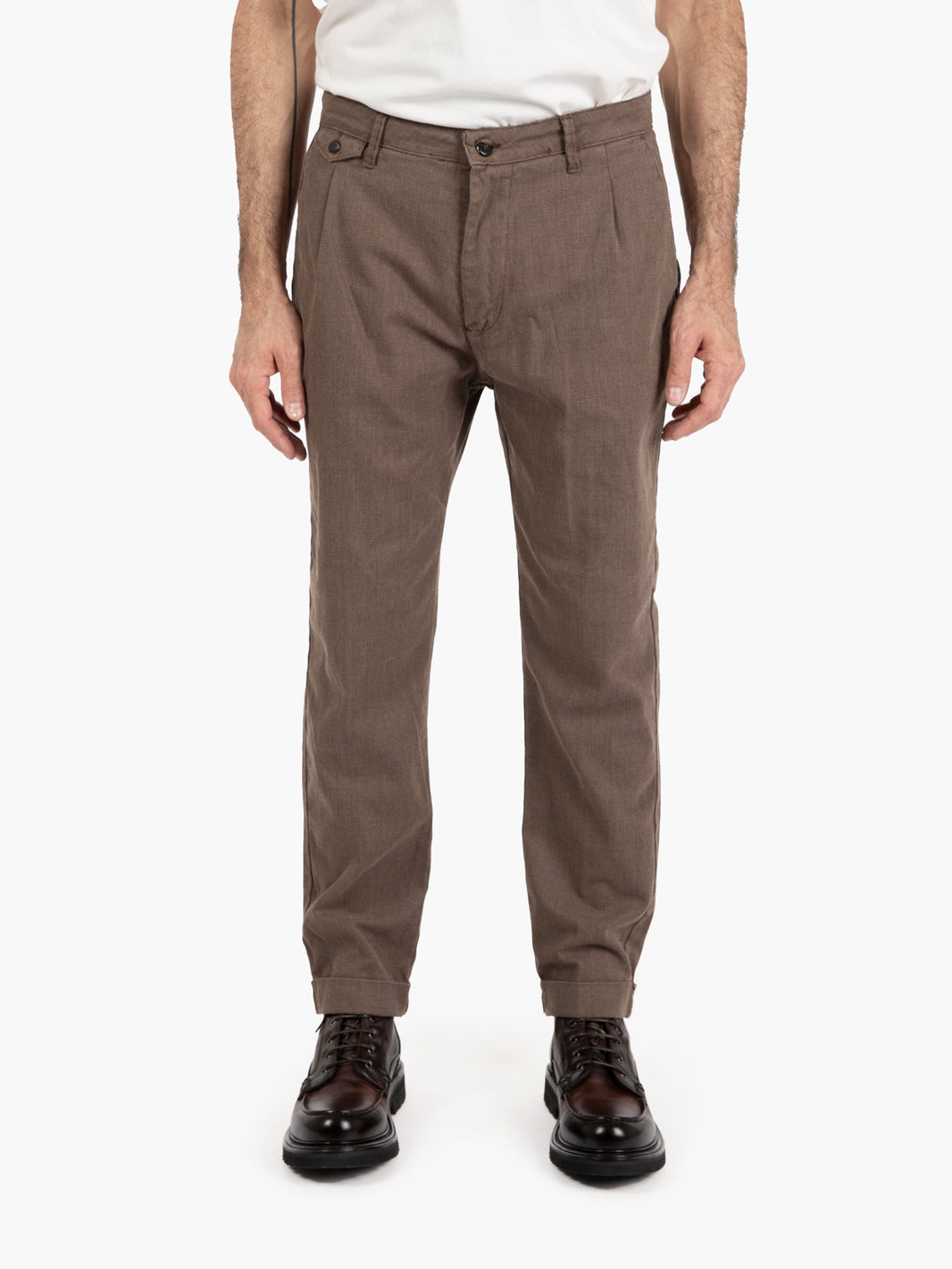 Bormio trousers in dark brown textured fabric