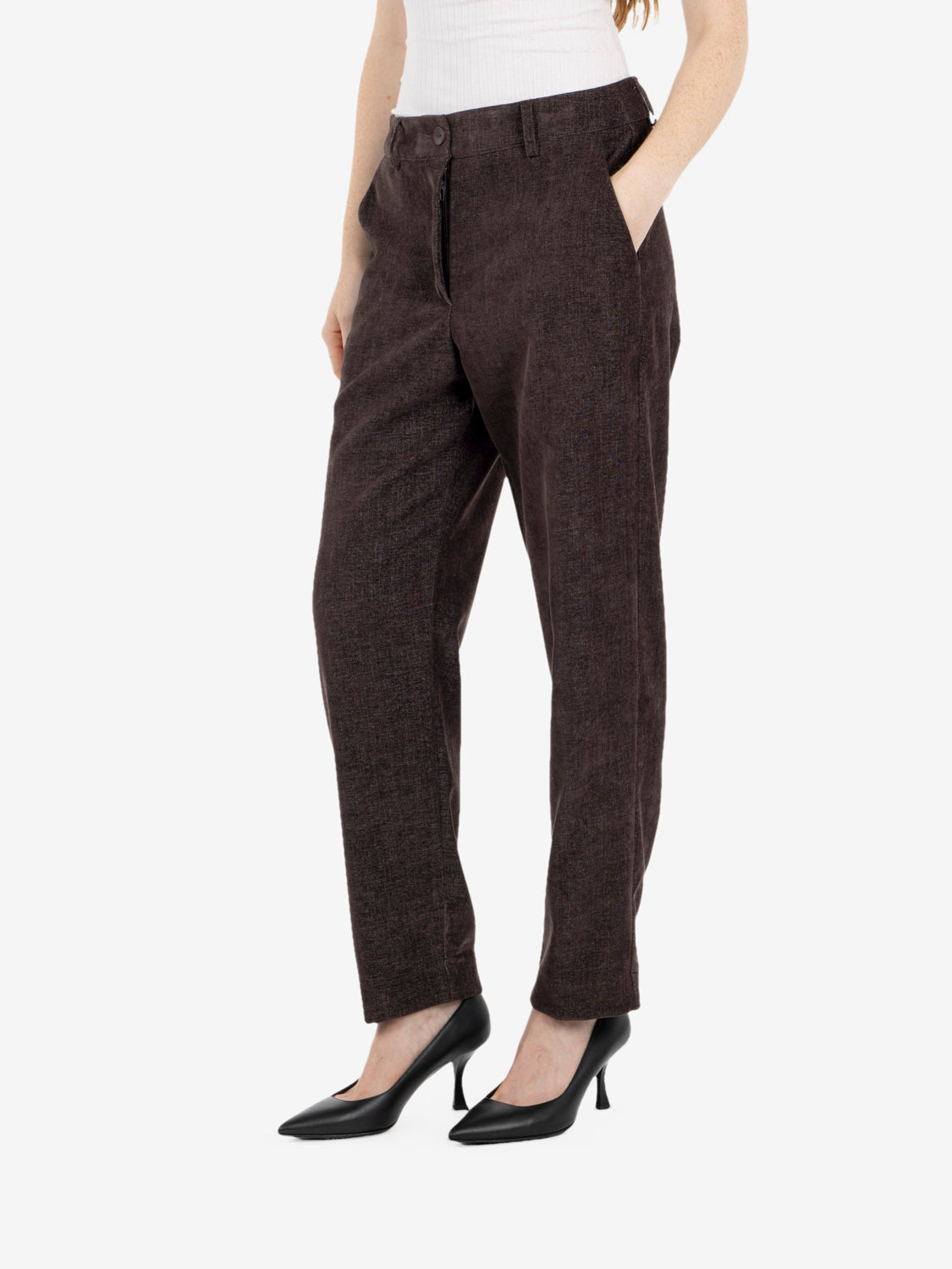 Pantaloni carrot fit marrone
