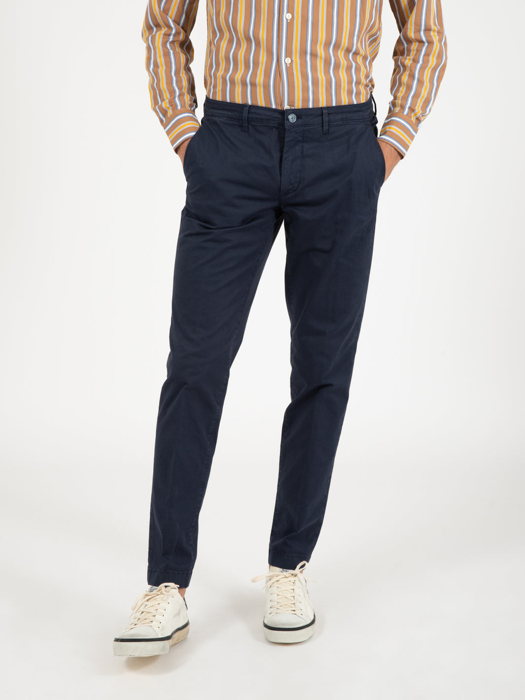 Pantaloni chino in cotone blu