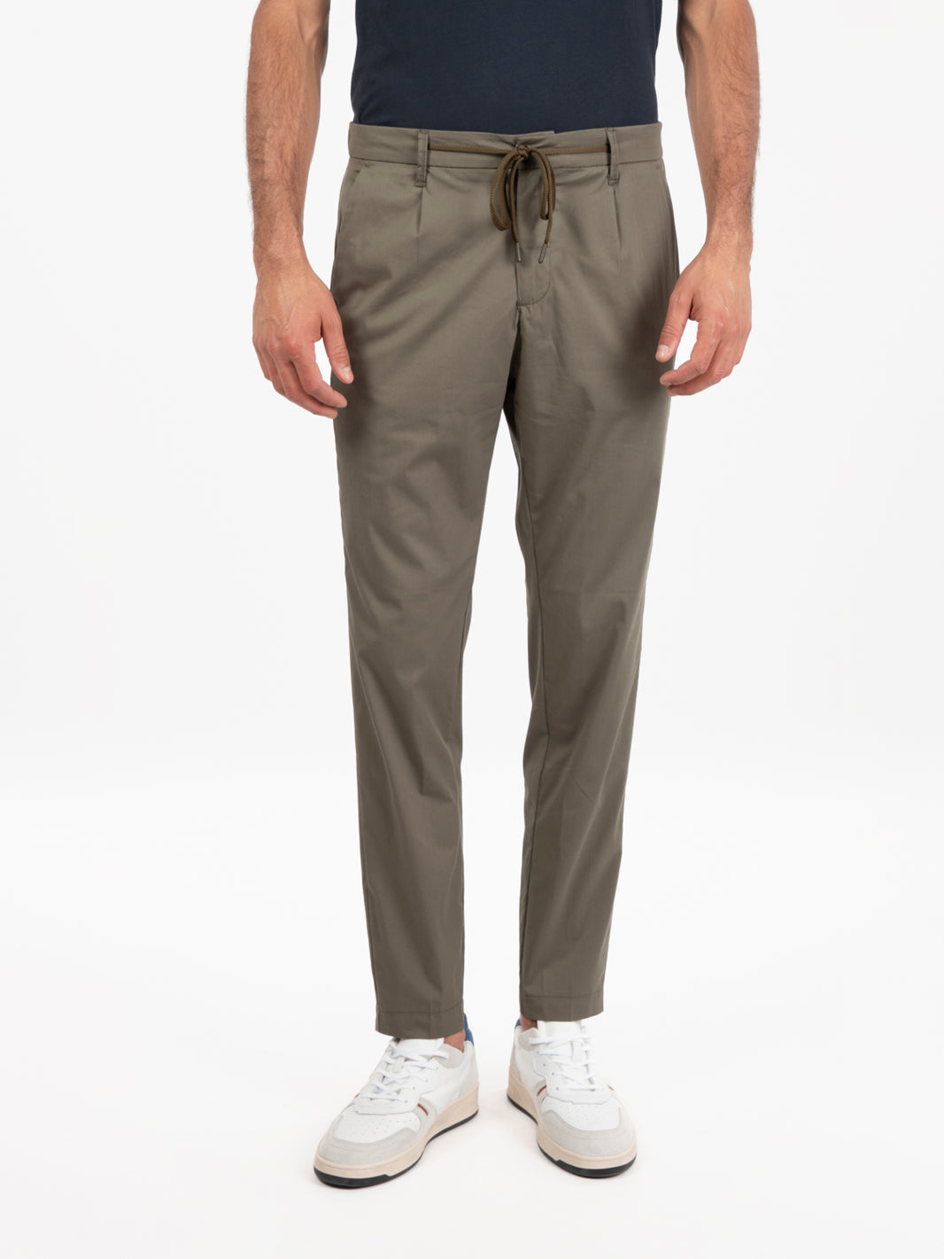 Pantaloni con coulisse militare