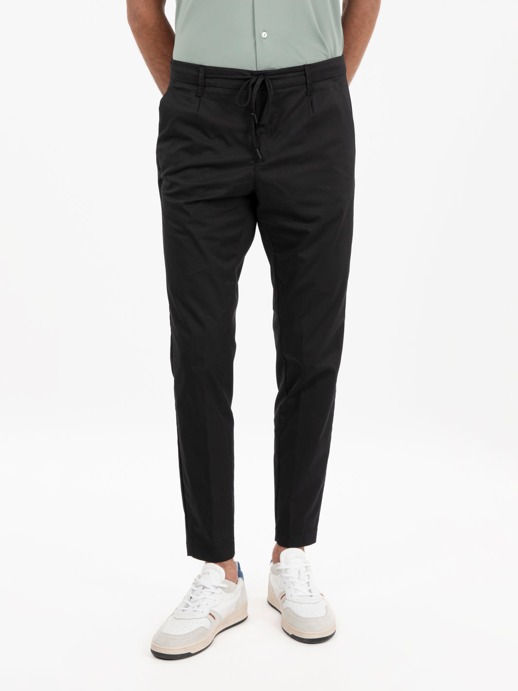 Pantaloni con coulisse neri