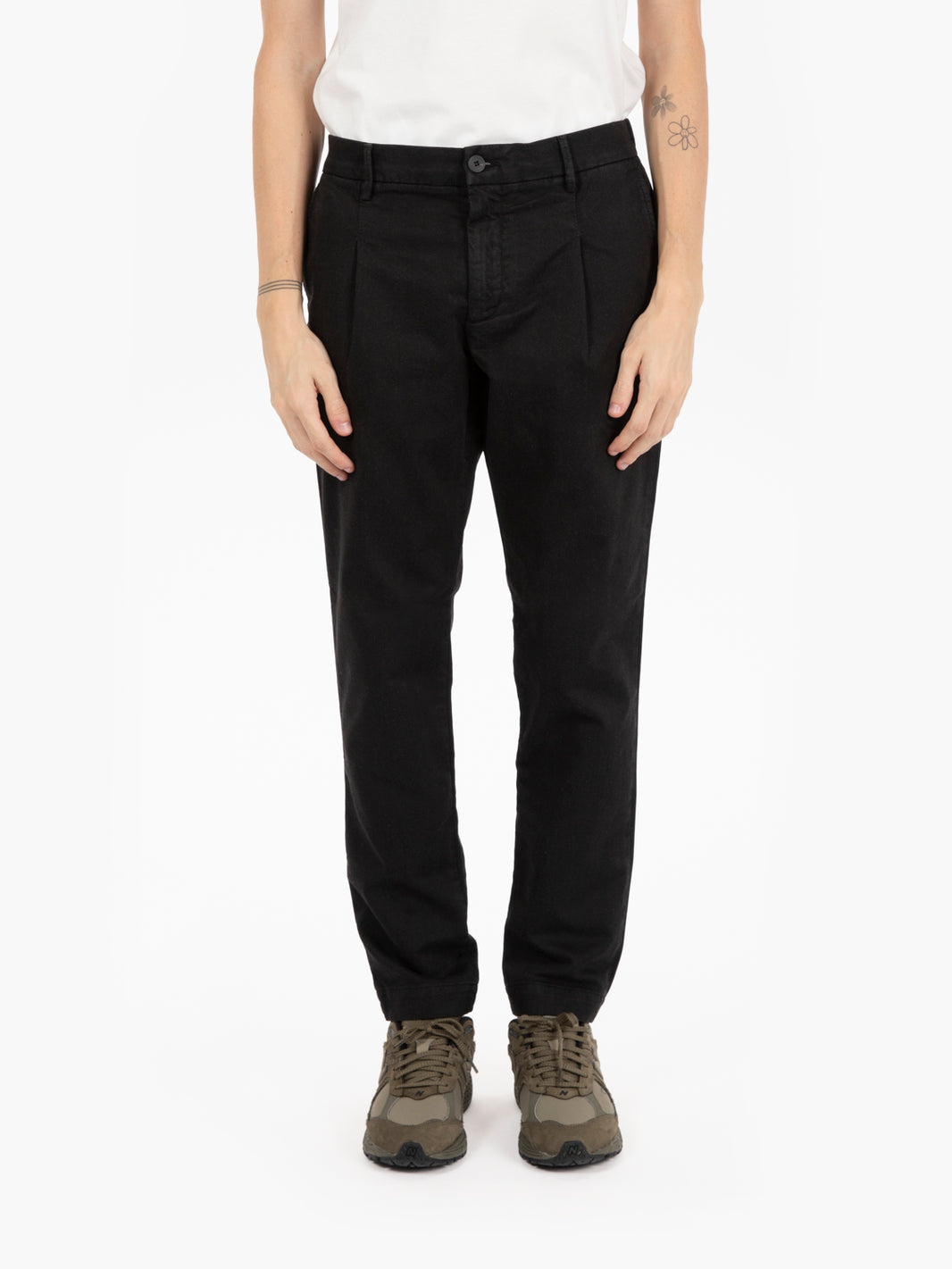 Black elastic waist trousers