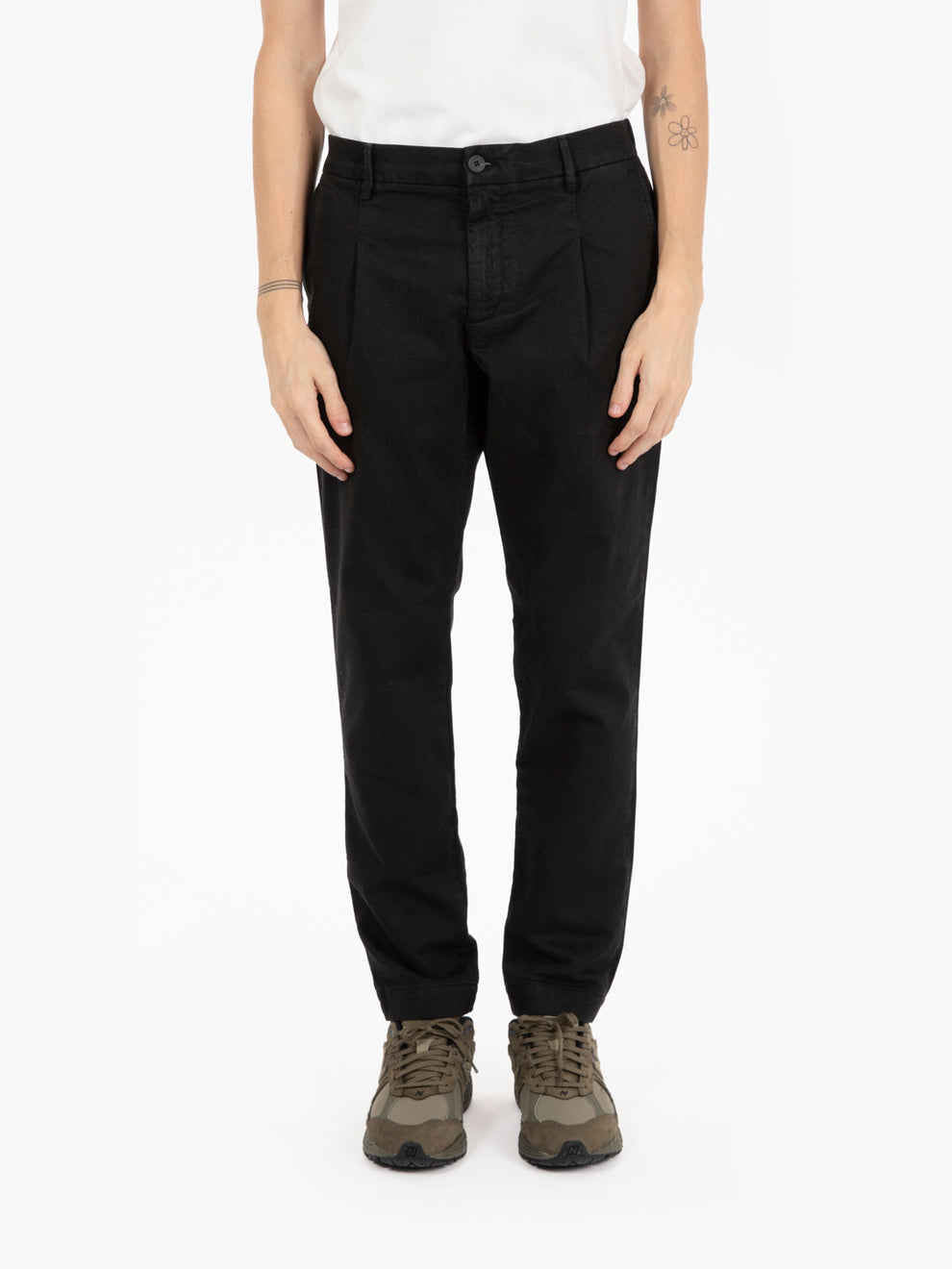 Black elastic waist trousers
