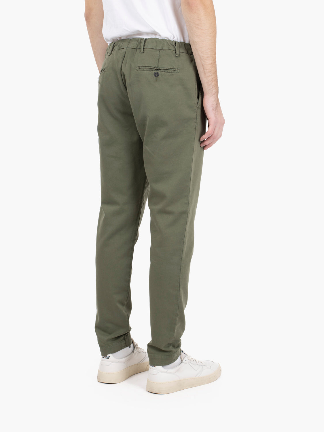 Pantaloni con vita elasticizzata verdi