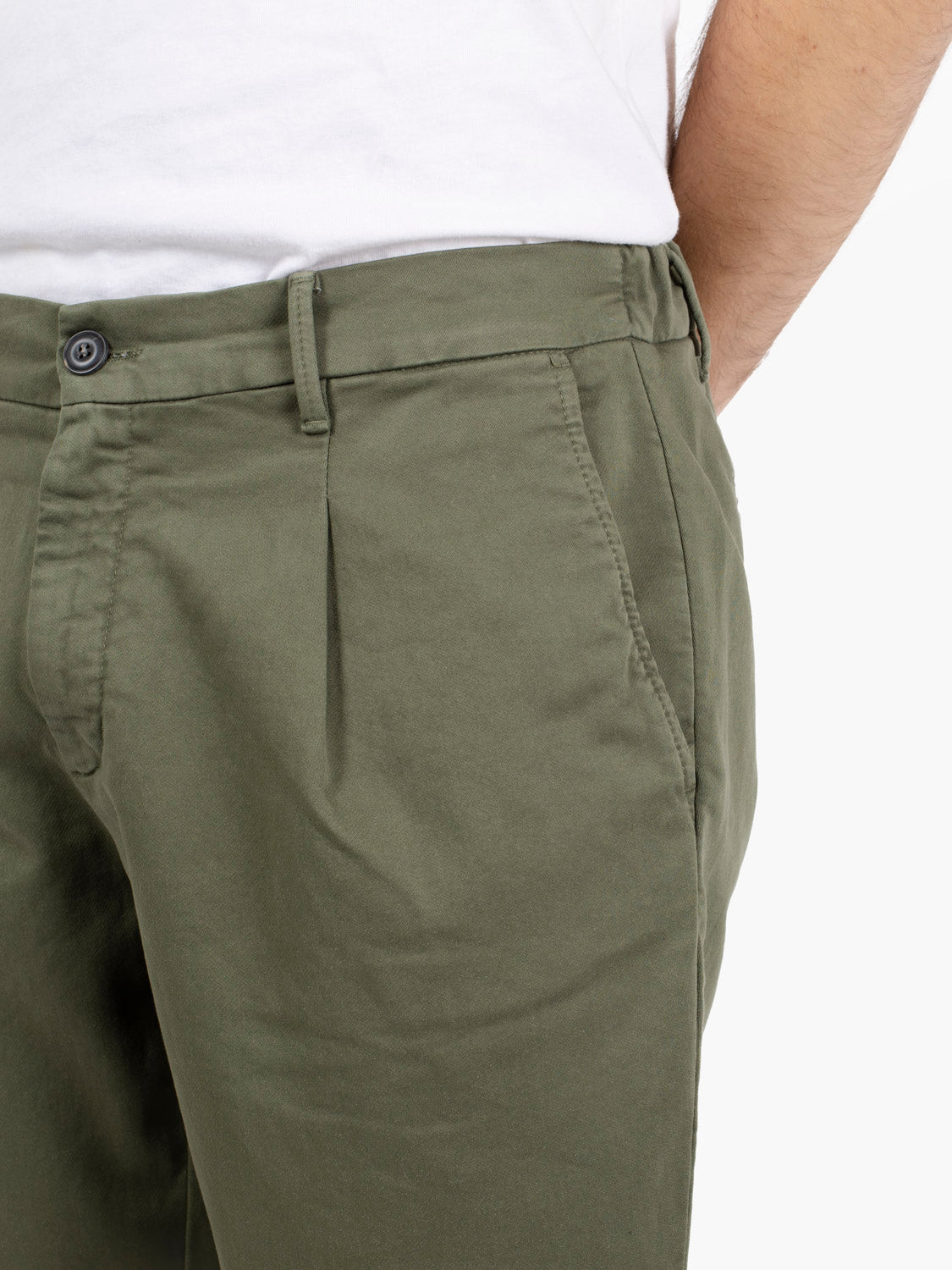 Pantaloni con vita elasticizzata verdi
