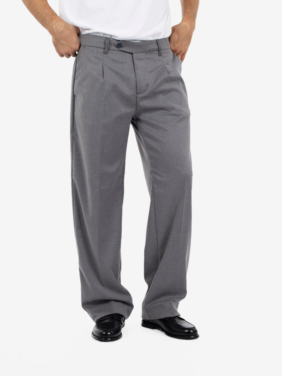 Pantaloni Genny con pinces grigi