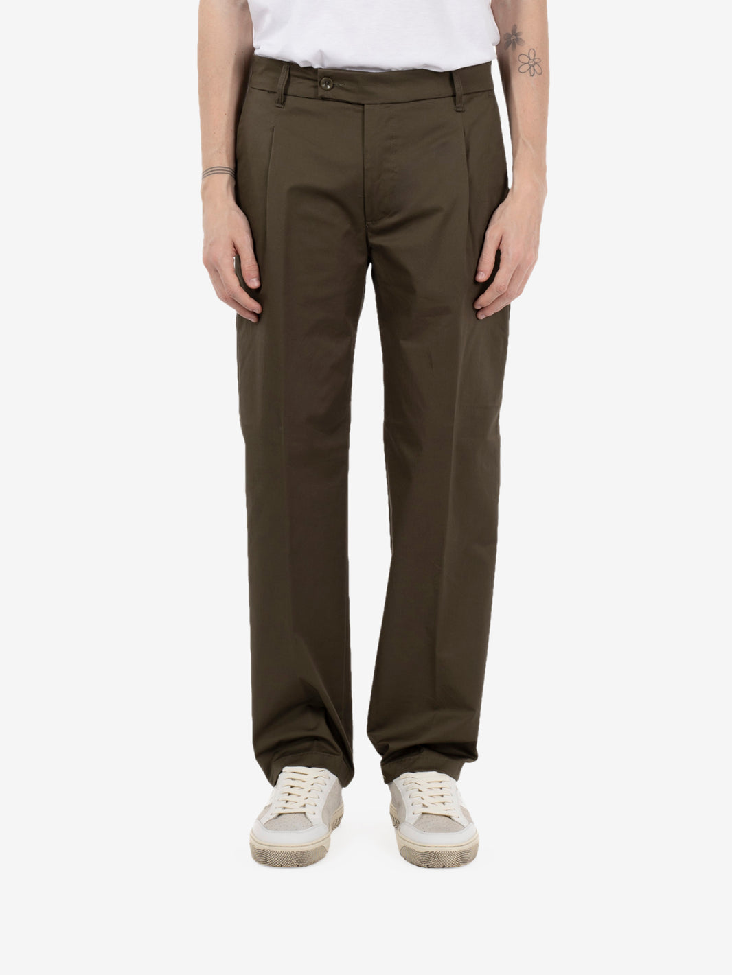 Pantaloni Nicky con pinces militare