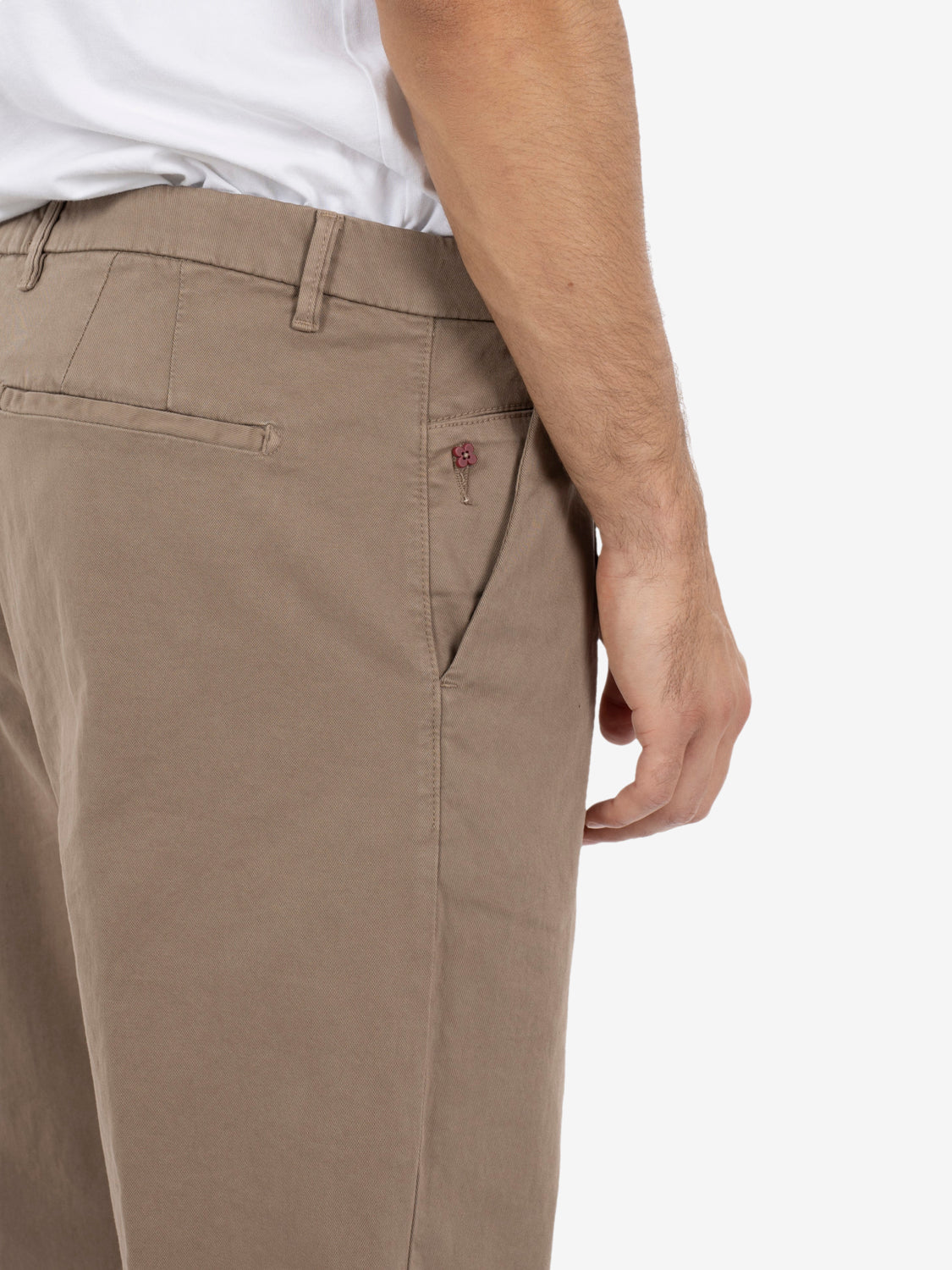 Pantaloni Rio in gabardina fango