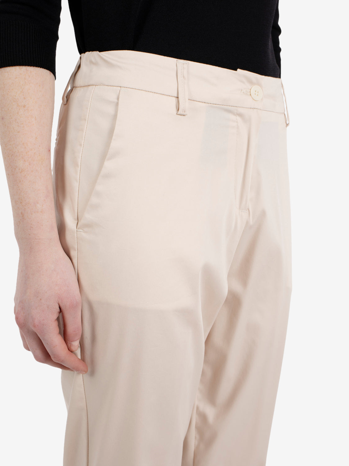 Iris sand straight trousers