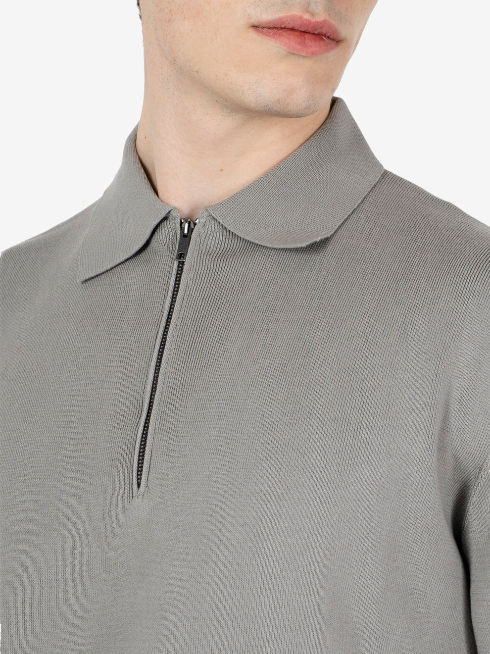 Polo con zip iron