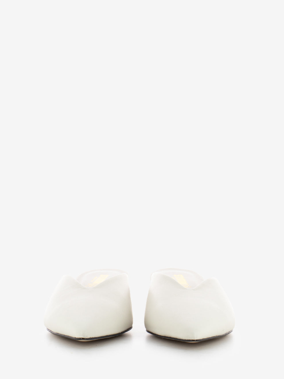 Pointed toe clog with white heel
