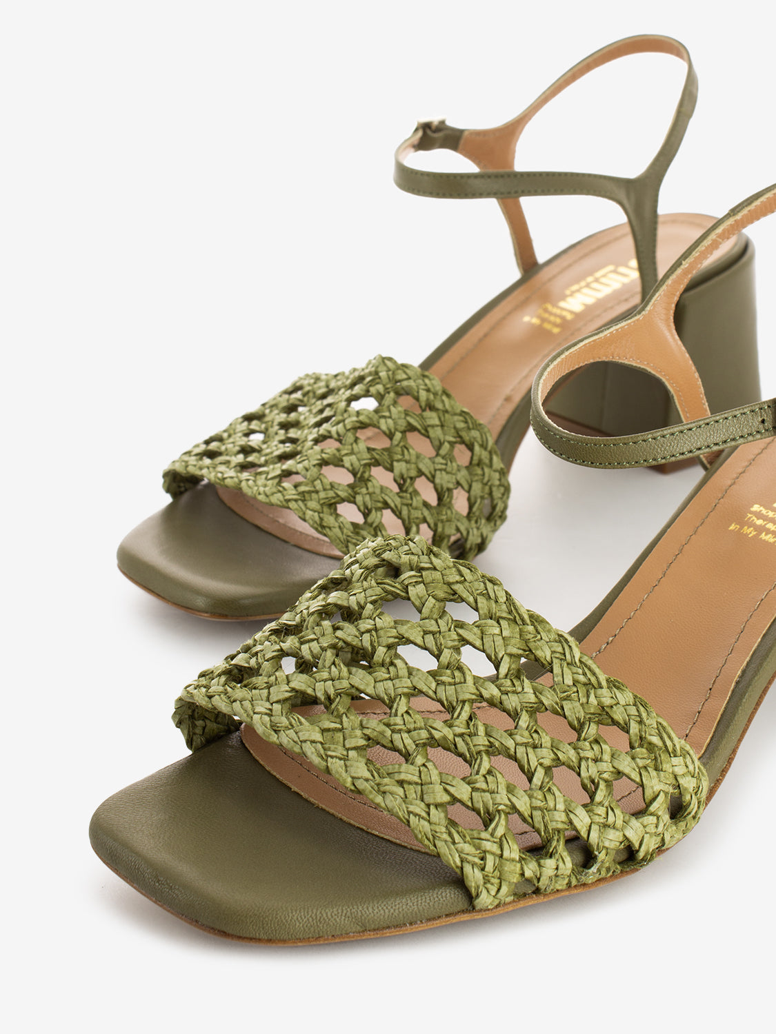 Sandali Roxana con fascia intrecciata verde