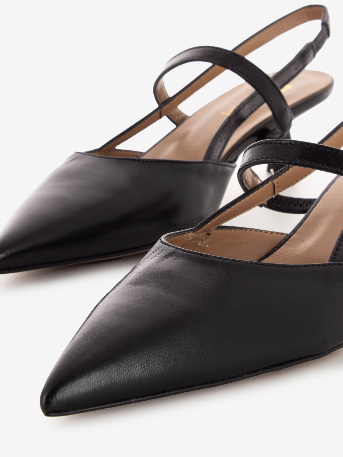 Sandalo in pelle cinturino elastico nero