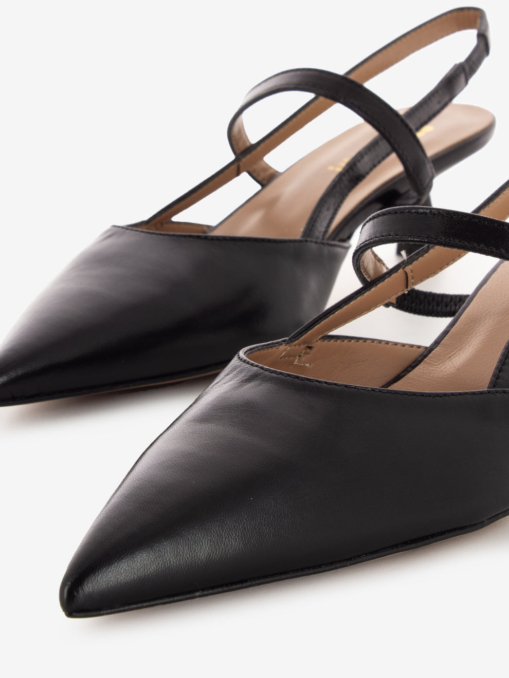 Sandalo in pelle cinturino elastico nero