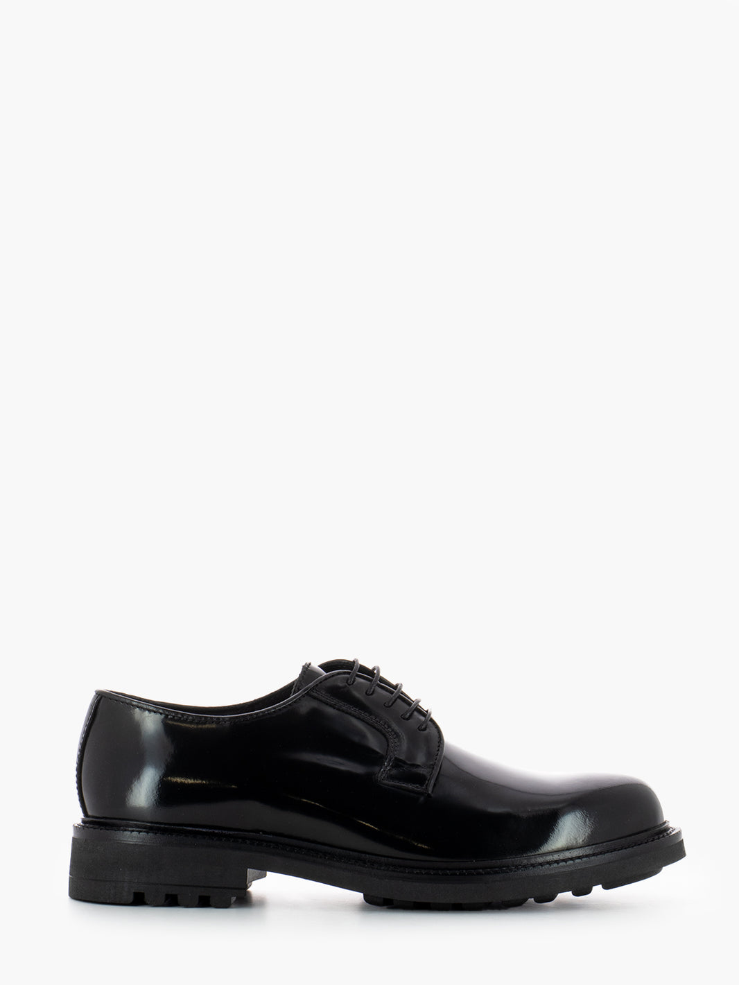 Black abrasive leather shoe