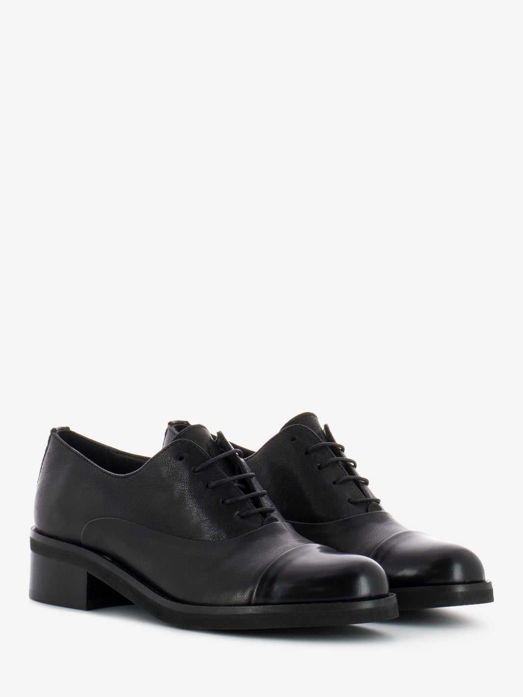 Scarpe Oxford Meg punta lucida nere