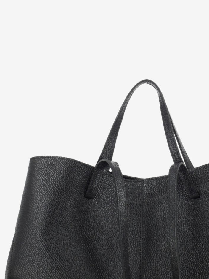 Shopping bag in pelle martellata black