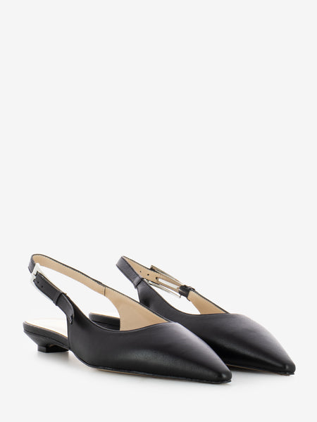 Slingback a punta con tacco basso nero