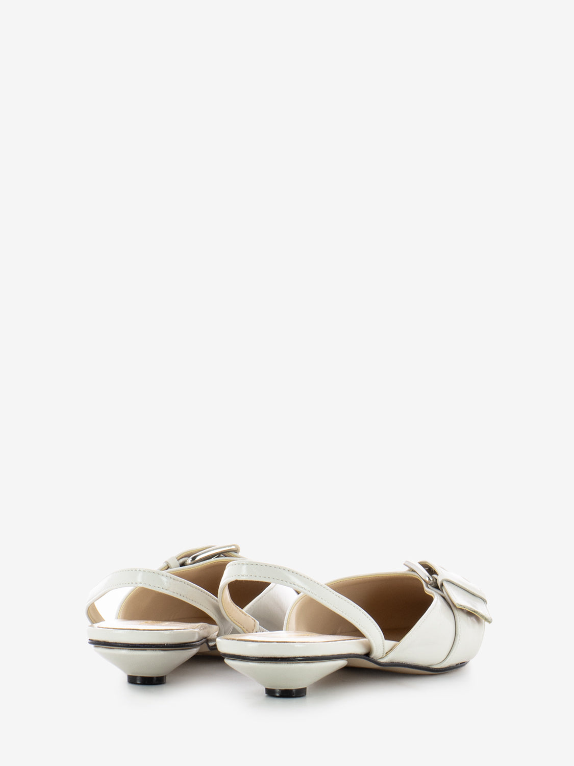 Slingback bassa a punta con cinturino sasso