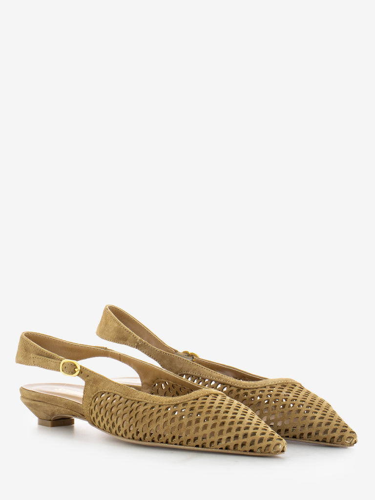 STIMM - Slingback bassa a punta traforata camel