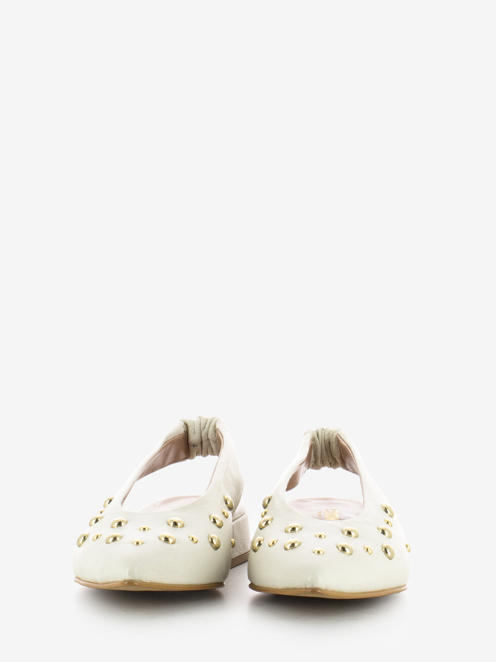 Slingback basse con borchie panna