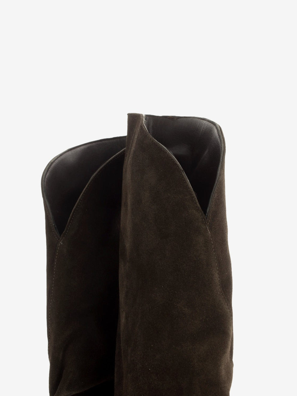 Suede boots with dark brown turn-ups