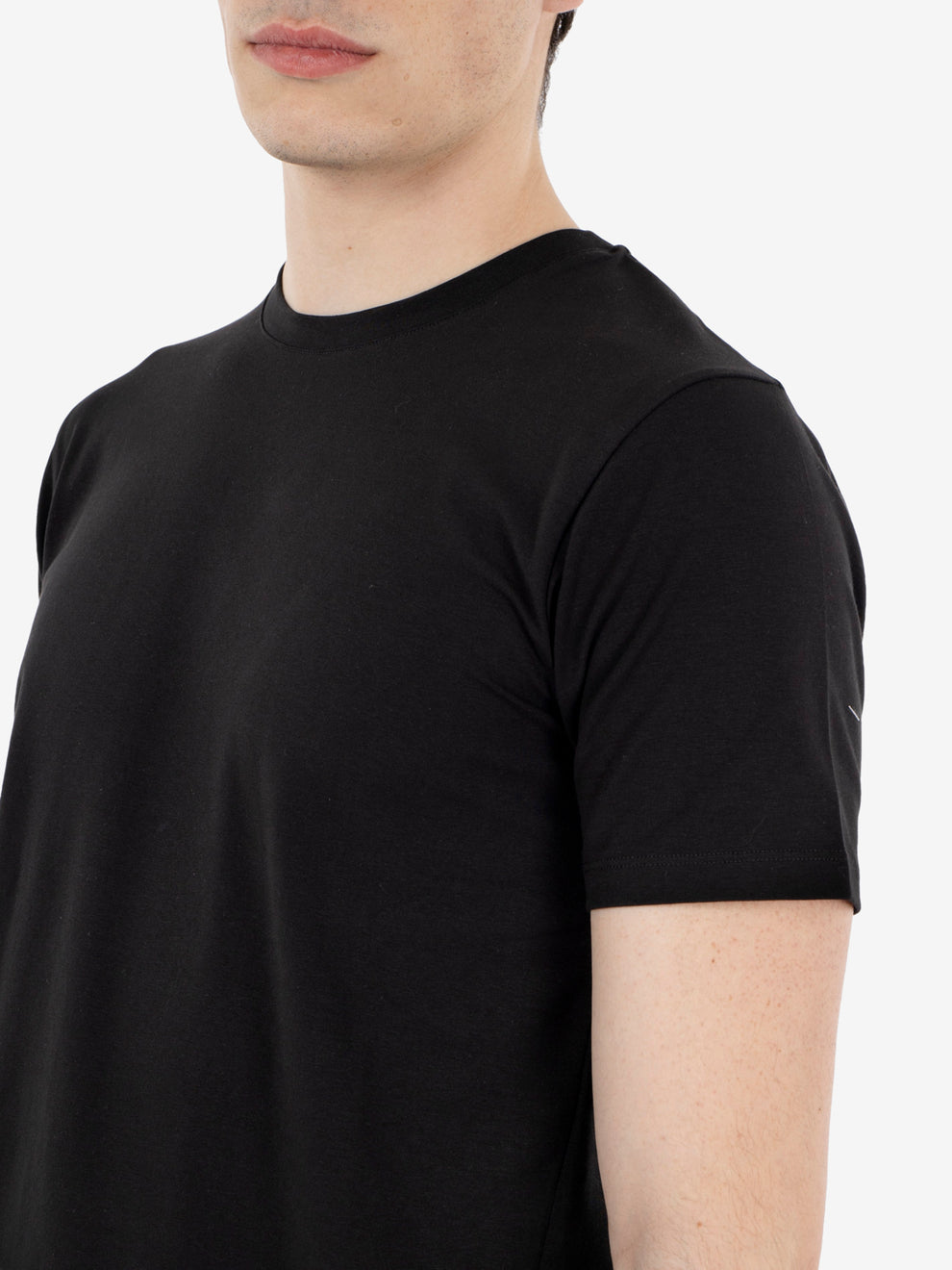 T-shirt girocollo nero