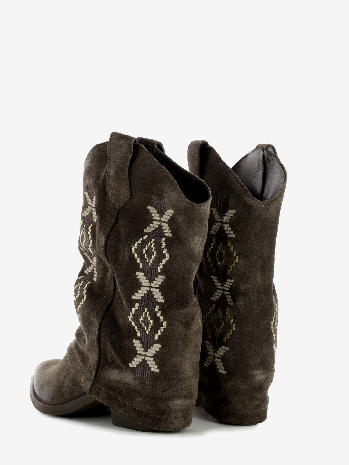 TEXAN DECORATED SUEDE CHESTNUT 227R_CAST