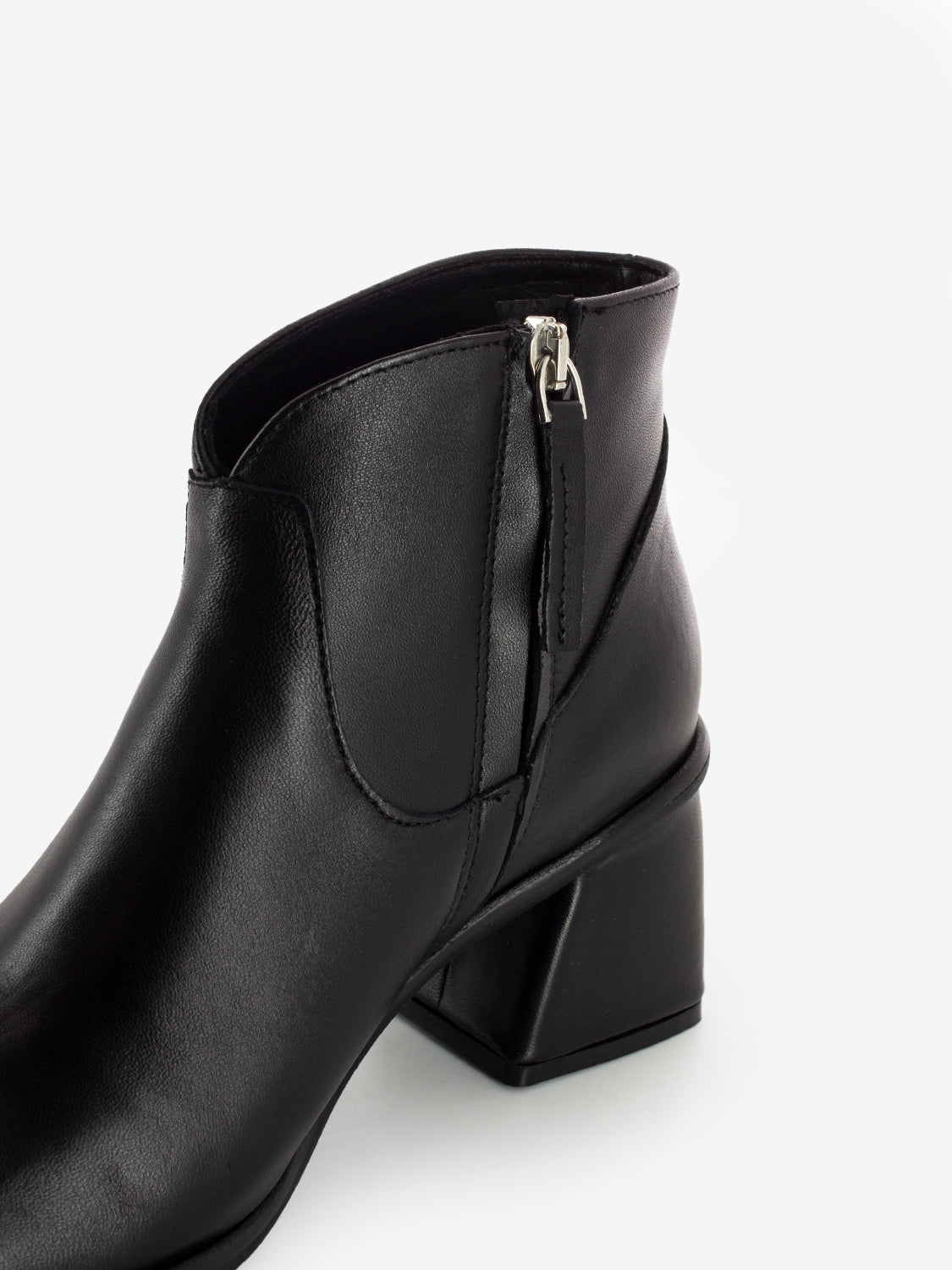 Trochetti Jane in pelle nero