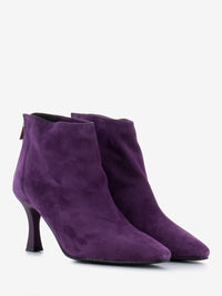 Tronchetti alla caviglia in camoscio prugna